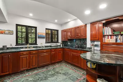 16 Alberta Rd, Brookline, MA 02467 - Photo 7