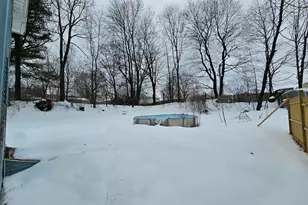 167 Daniels, Pittsfield, MA 01201 - Photo 9