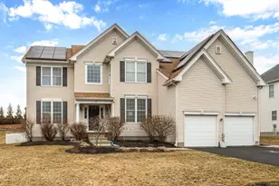 77 Hound Pack Cir, Walpole, MA 02032 - Photo 1
