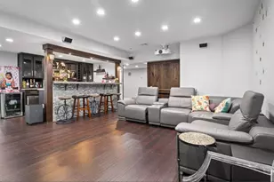 77 Hound Pack Cir, Walpole, MA 02032 - Photo 31