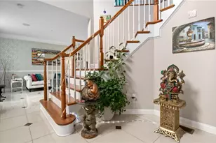 77 Hound Pack Cir, Walpole, MA 02032 - Photo 3