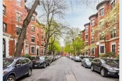 111 Gainsborough St #108, Boston, MA 02115 - Photo 1