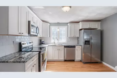 77 Hazen Rd, Shirley, MA 01464 - Photo 5