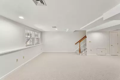 11 Maple Ridge Dr #11, Burlington, MA 01803 - Photo 19