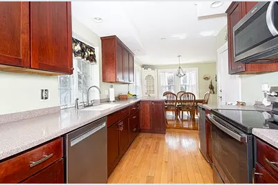 15 Monroe Street, Shrewsbury, MA 01545 - Photo 11