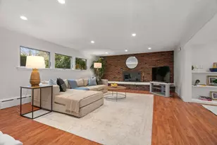 520 Clinton Rd, Brookline, MA 02467 - Photo 17