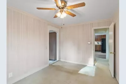 164 W Main St, Dudley, MA 01571 - Photo 17