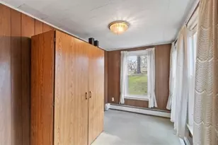 164 W Main St, Dudley, MA 01571 - Photo 19