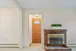 164 W Main St, Dudley, MA 01571 - Photo 11