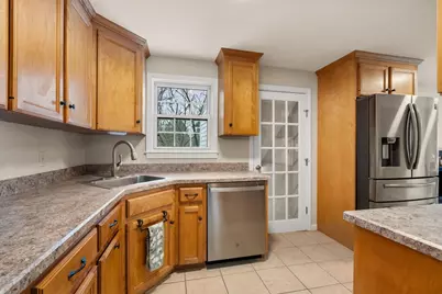 14 Mitchell Street, Southborough, MA 01772 - Photo 7