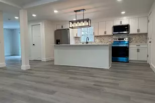 65 Hendom Dr, Agawam, MA 01001 - Photo 9