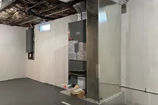 65 Hendom Dr, Agawam, MA 01001 - Photo 25