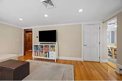 19 Blossom Ln, Weymouth, MA 02188 - Photo 3