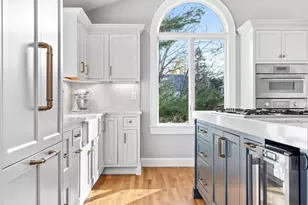 25 Falmouth Rd, Arlington, MA 02474 - Photo 5