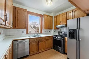 128 Franklin St, Lynn, MA 01902 - Photo 3