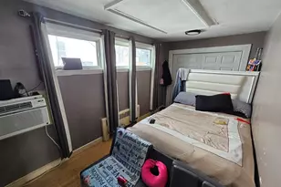 1110 River St, Boston, MA 02136 - Photo 13