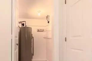 37 Weatherly Dr, Salem, MA 01970 - Photo 17