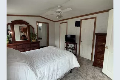 56 Nelson St, Salem, NH 03079 - Photo 13