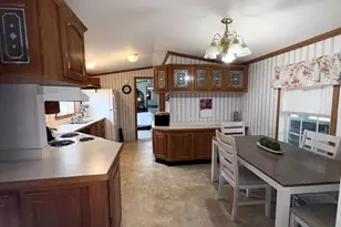 56 Nelson St, Salem, NH 03079 - Photo 9