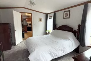 56 Nelson St, Salem, NH 03079 - Photo 15