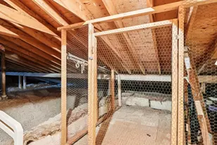 141 Essex St, Saugus, MA 01906 - Photo 39