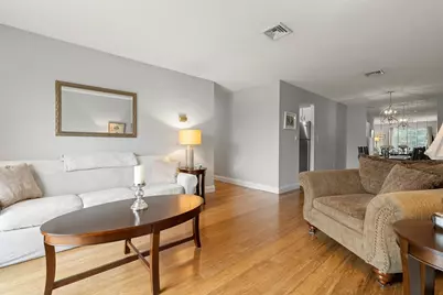44 Loomis St #309, Malden, MA 02148 - Photo 3