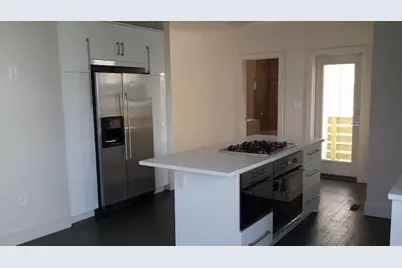 22 Harborview #2, Boston, MA 02125 - Photo 1