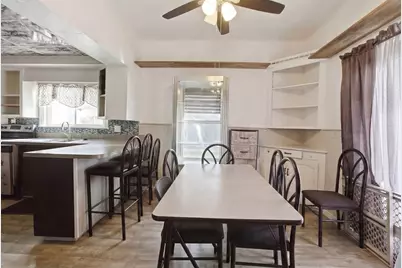 33 Pearl St, Fitchburg, MA 01420 - Photo 9