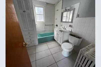 15 Edward St, Worcester, MA 01605 - Photo 5