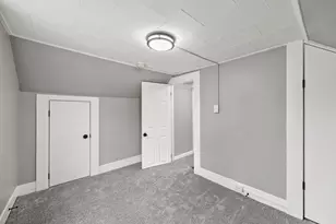 1 Noble Pl, Adams, MA 01220 - Photo 31