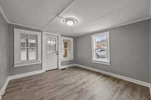 1 Noble Pl, Adams, MA 01220 - Photo 11