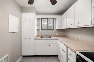 5 Liberty Rd, Bridgewater, MA 02324 - Photo 11