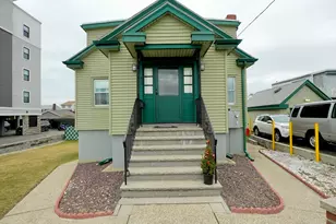 462 American Legion Hwy, Revere, MA 02151 - Photo 1