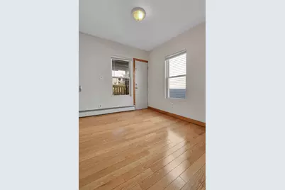 11 Carpenter St #3, Boston, MA 02127 - Photo 9