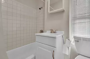 11 Carpenter St, Boston, MA 02127 - Photo 7