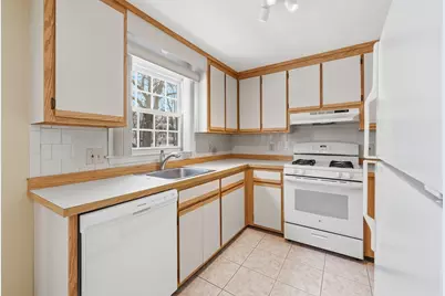 551 Hildreth St #21, Dracut, MA 01826 - Photo 7