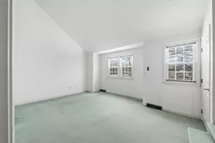 551 Hildreth St, Dracut, MA 01826 - Photo 11