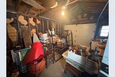 47 Arbutus St, Springfield, MA 01109 - Photo 15