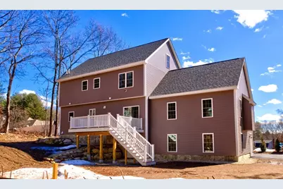 344B Hampshire Rd, Methuen, MA 01844 - Photo 3