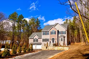 344B Hampshire Rd, Methuen, MA 01844 - Photo 1