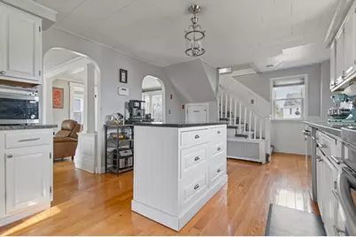 47 W Walnut St, Milford, MA 01757 - Photo 13