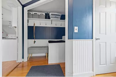 47 W Walnut St, Milford, MA 01757 - Photo 15