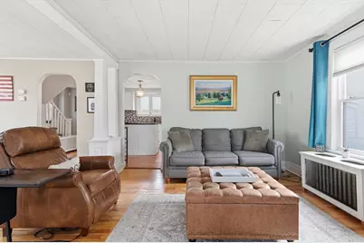 47 W Walnut St, Milford, MA 01757 - Photo 5