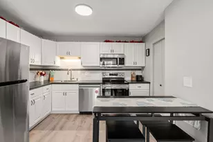 8 Lafayette Park, Lynn, MA 01902 - Photo 3