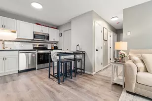 8 Lafayette Park, Lynn, MA 01902 - Photo 1