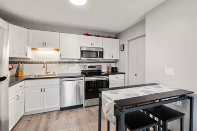 8 Lafayette Park #7, Lynn, MA 01902 - Photo 5