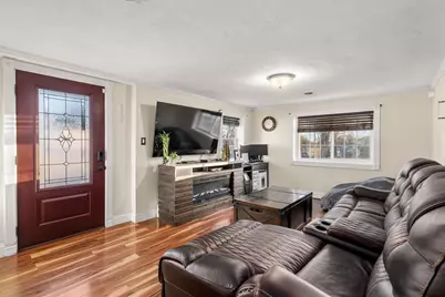 241 Mendon Rd, Attleboro, MA 02703 - Photo 5