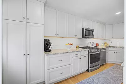 103 Norris Brook Ln #103, Peabody, MA 01960 - Photo 5