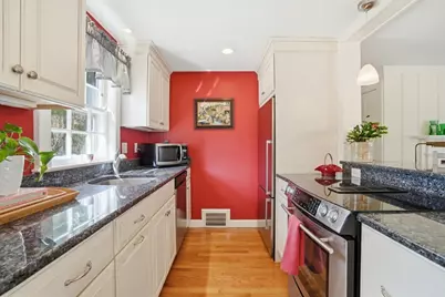 34 Winter St, Duxbury, MA 02332 - Photo 7