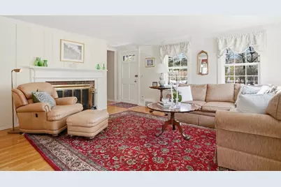 34 Winter St, Duxbury, MA 02332 - Photo 11